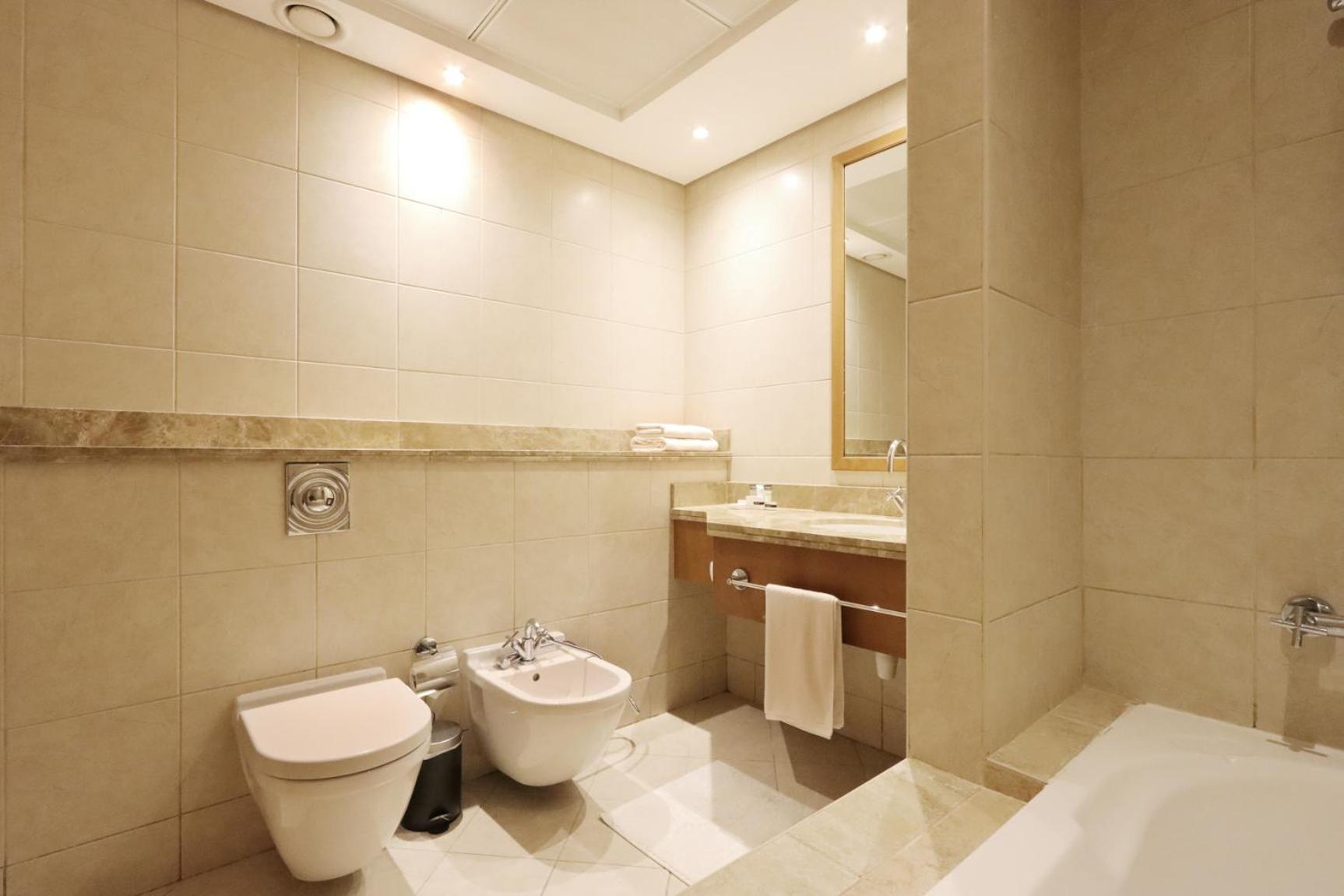 Livbnb - 3br Maid's With Ain And Sea View Apartment Dubai