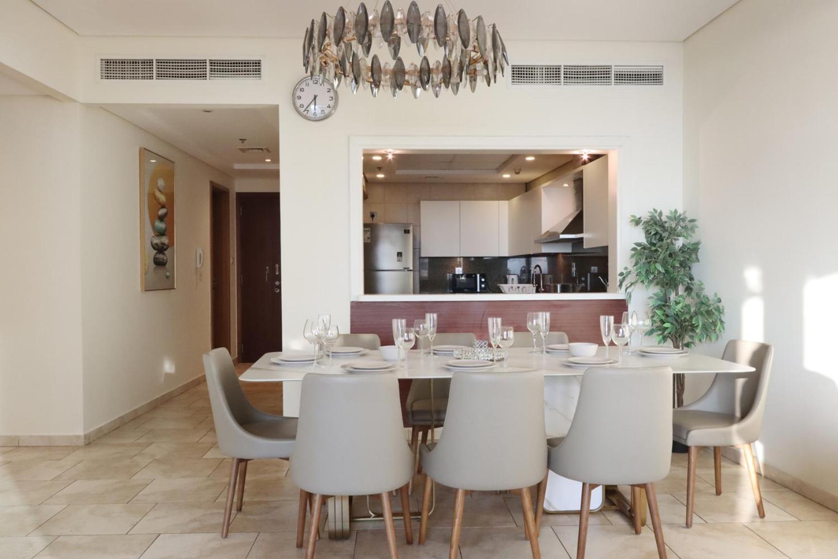 Livbnb - 3br Maid's With Ain And Sea View Apartment Dubai